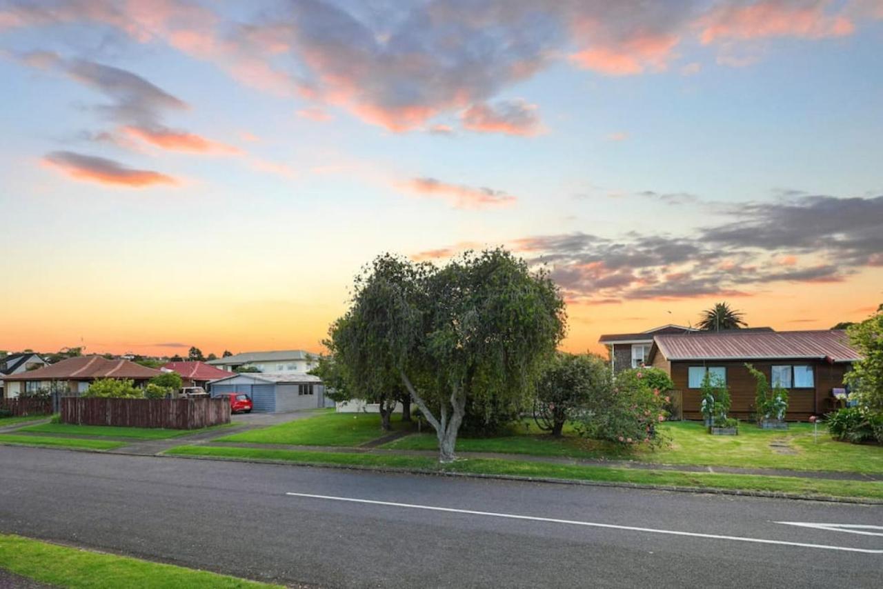 Amazing Home By Beach - Fully Aircon-Ed - Wifi Auckland Dış mekan fotoğraf