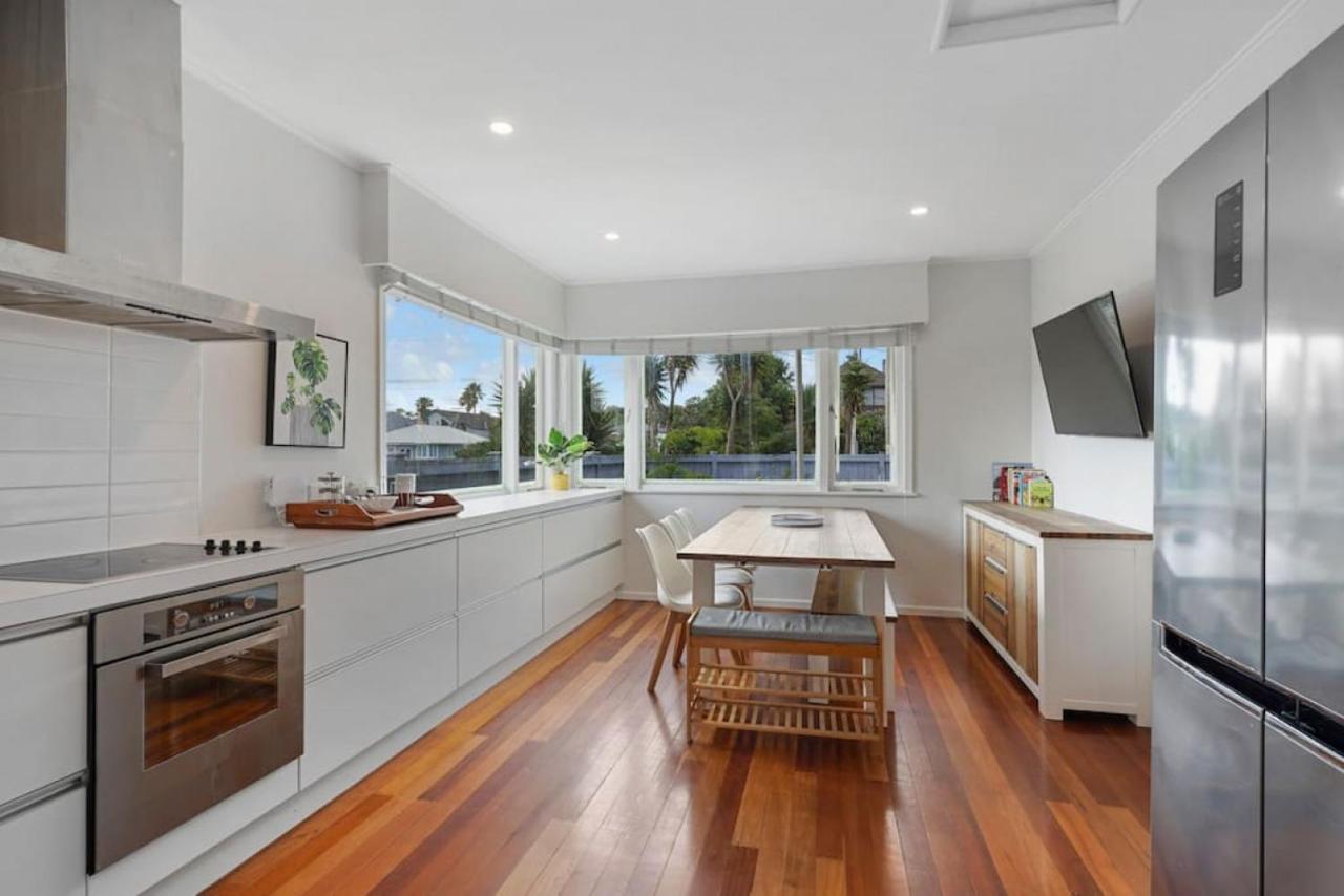 Amazing Home By Beach - Fully Aircon-Ed - Wifi Auckland Dış mekan fotoğraf