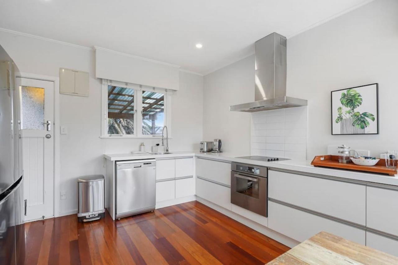 Amazing Home By Beach - Fully Aircon-Ed - Wifi Auckland Dış mekan fotoğraf