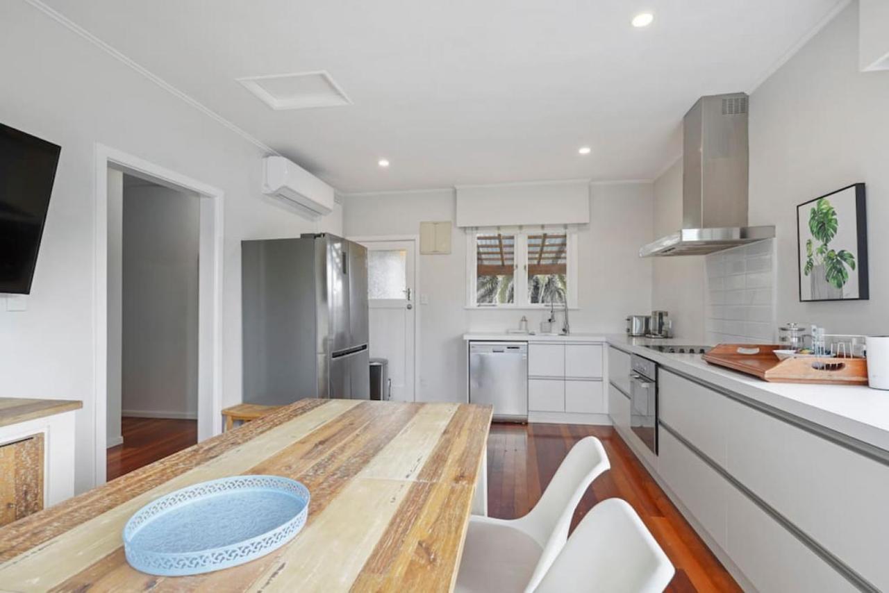 Amazing Home By Beach - Fully Aircon-Ed - Wifi Auckland Dış mekan fotoğraf