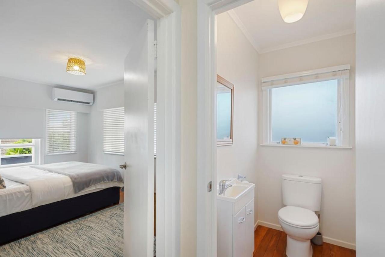 Amazing Home By Beach - Fully Aircon-Ed - Wifi Auckland Dış mekan fotoğraf